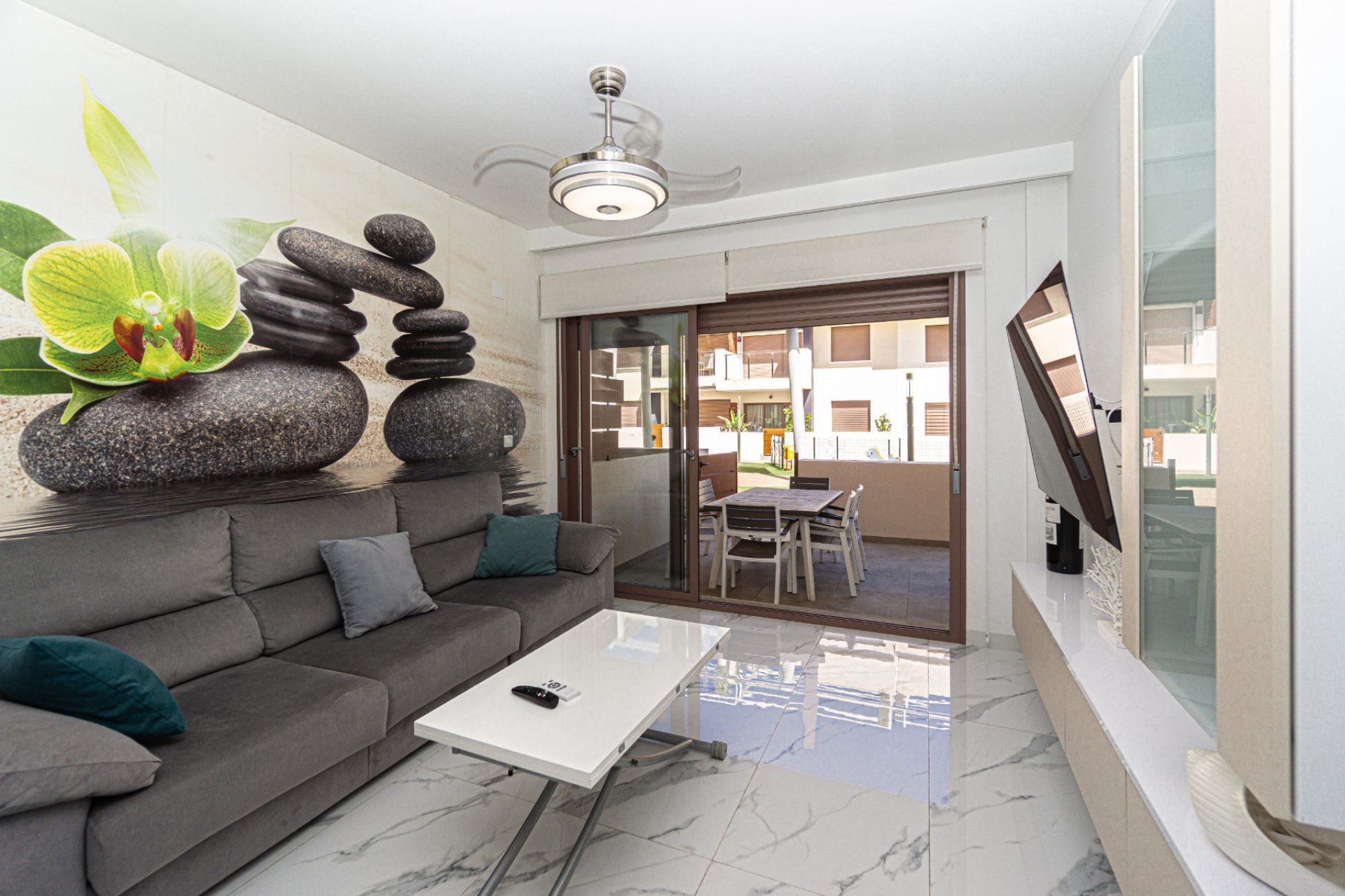 Reventa - Apartamento - Mil Palmeras - Beach