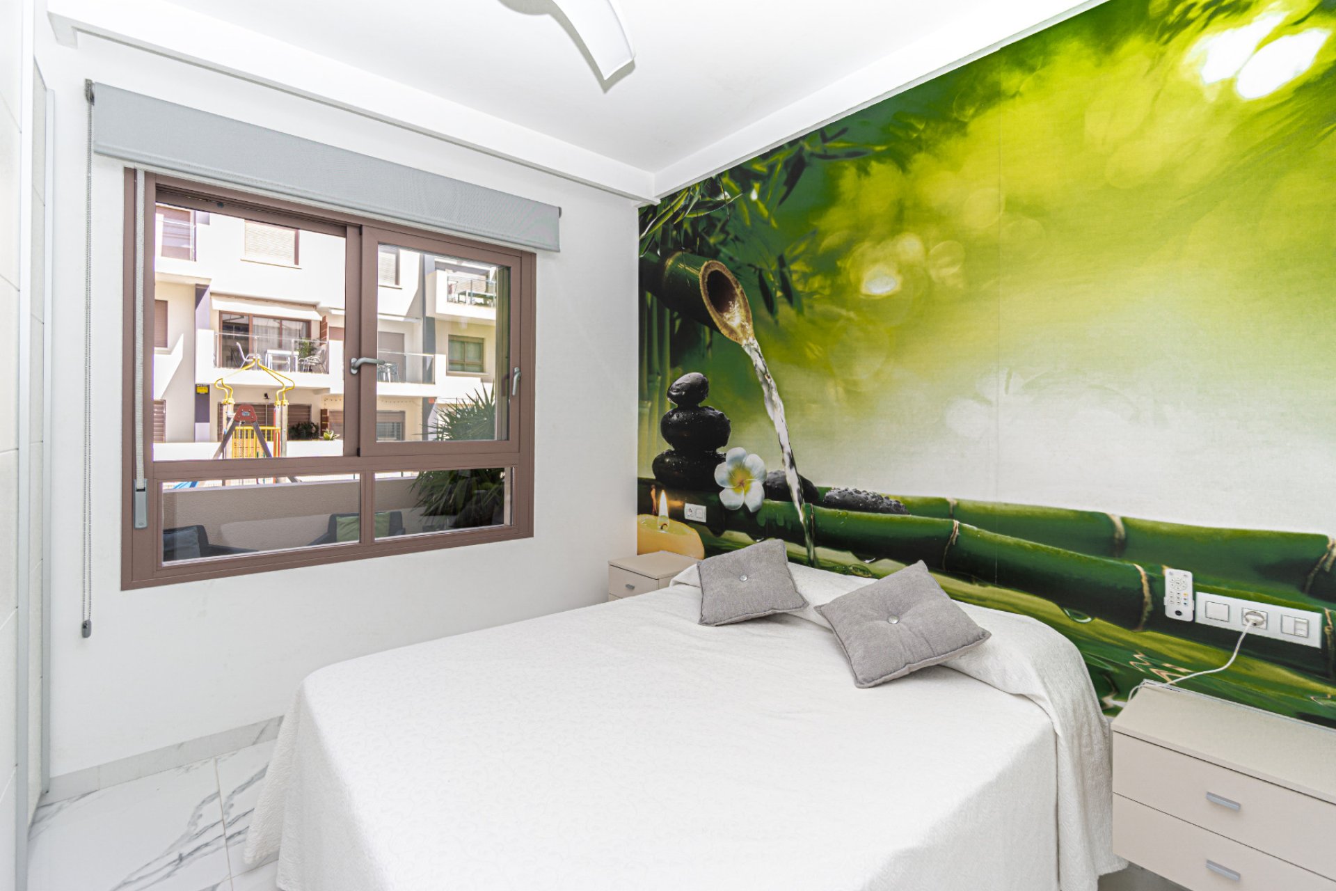 Reventa - Apartamento - Mil Palmeras - Beach