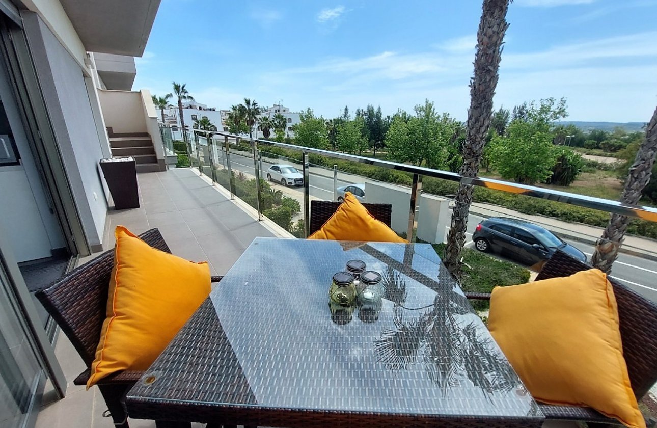 Reventa - Apartamento - Orihuela - Vistabella Golf