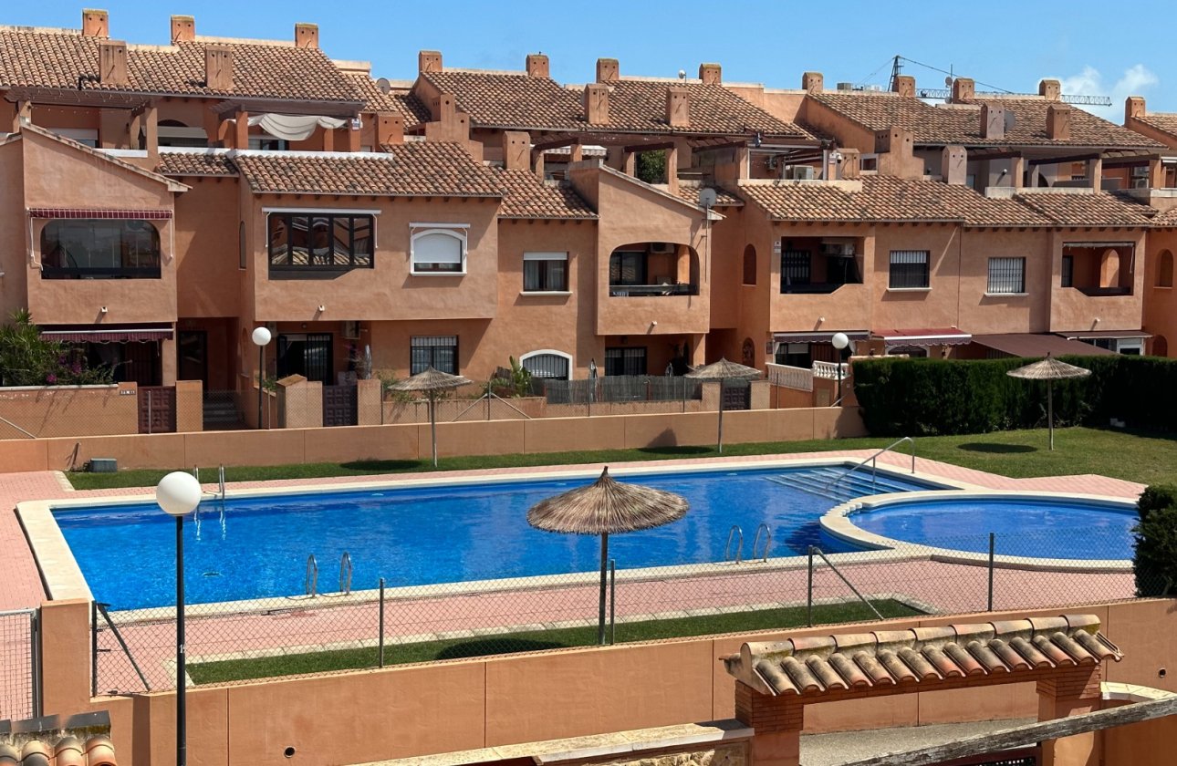 Reventa - Apartamento - Torrevieja - Aguas Nuevas