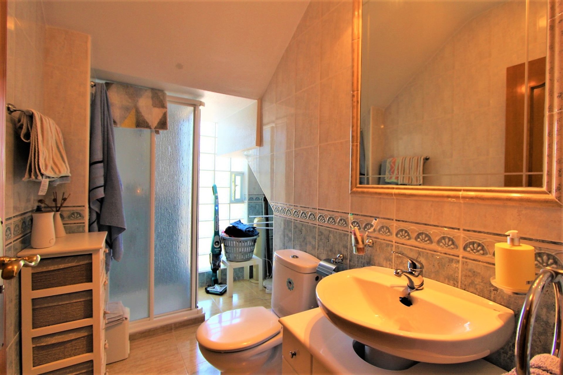 Reventa - Bloque De Cuatro - Guardamar del Segura - Urbanizaciones