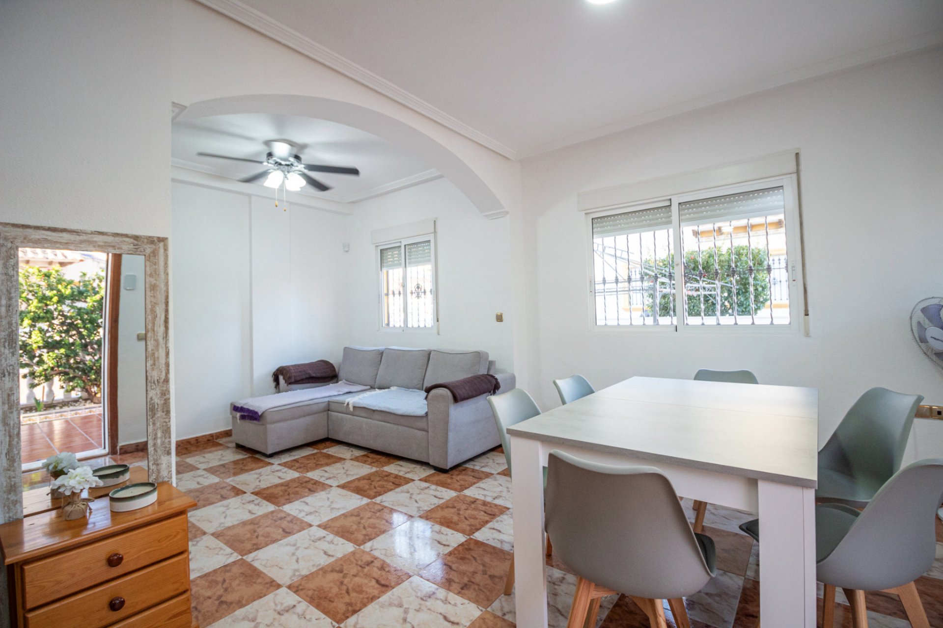 Reventa - Bloque De Cuatro - La Zenia - Villas San Jose