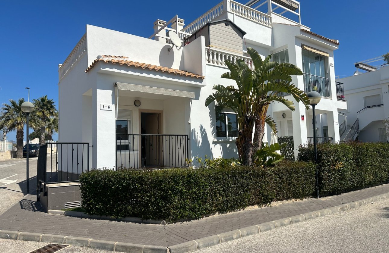Reventa - Bungalow - Torrevieja - Aguas Nuevas