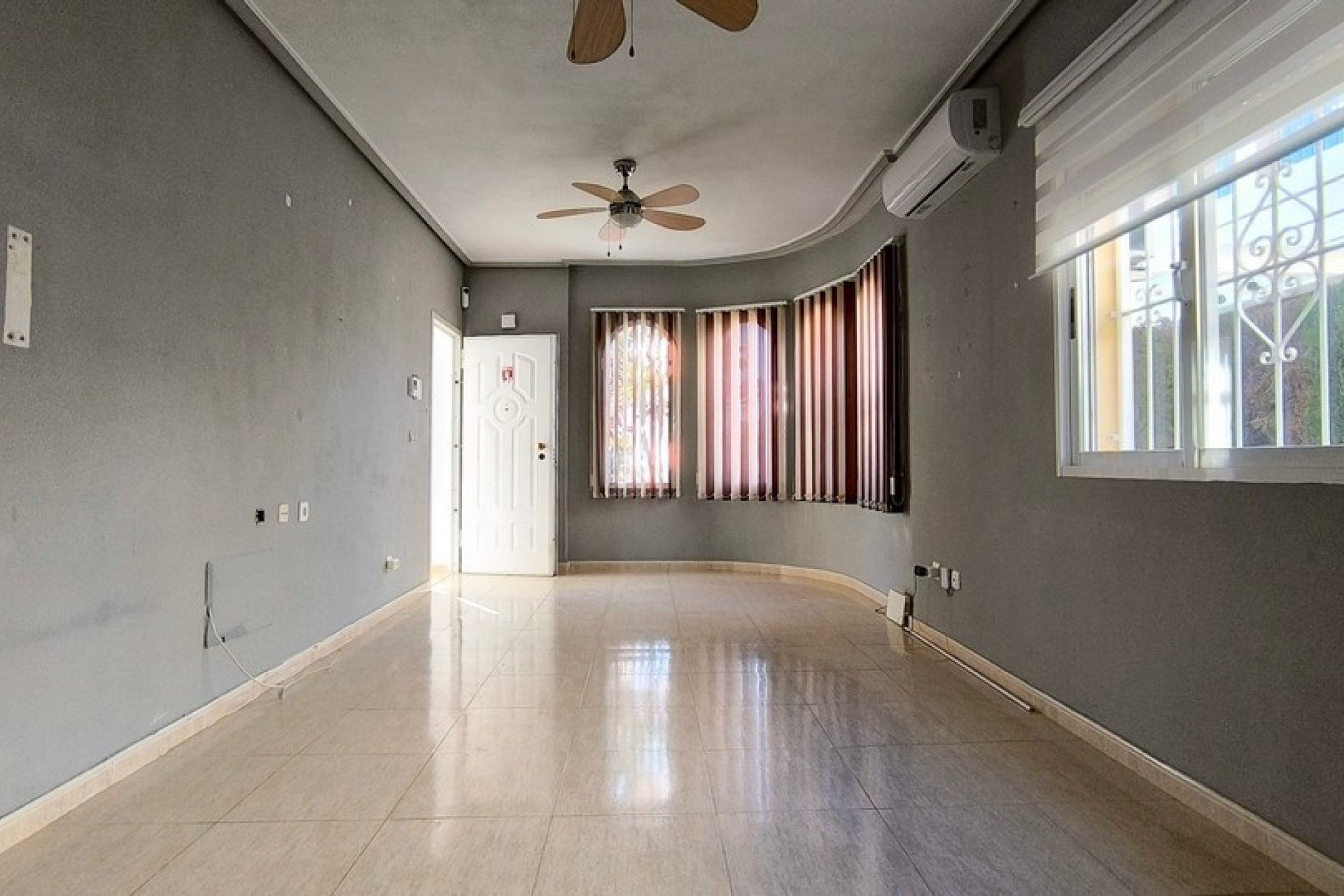 Reventa - Chalet Independiente - Algorfa