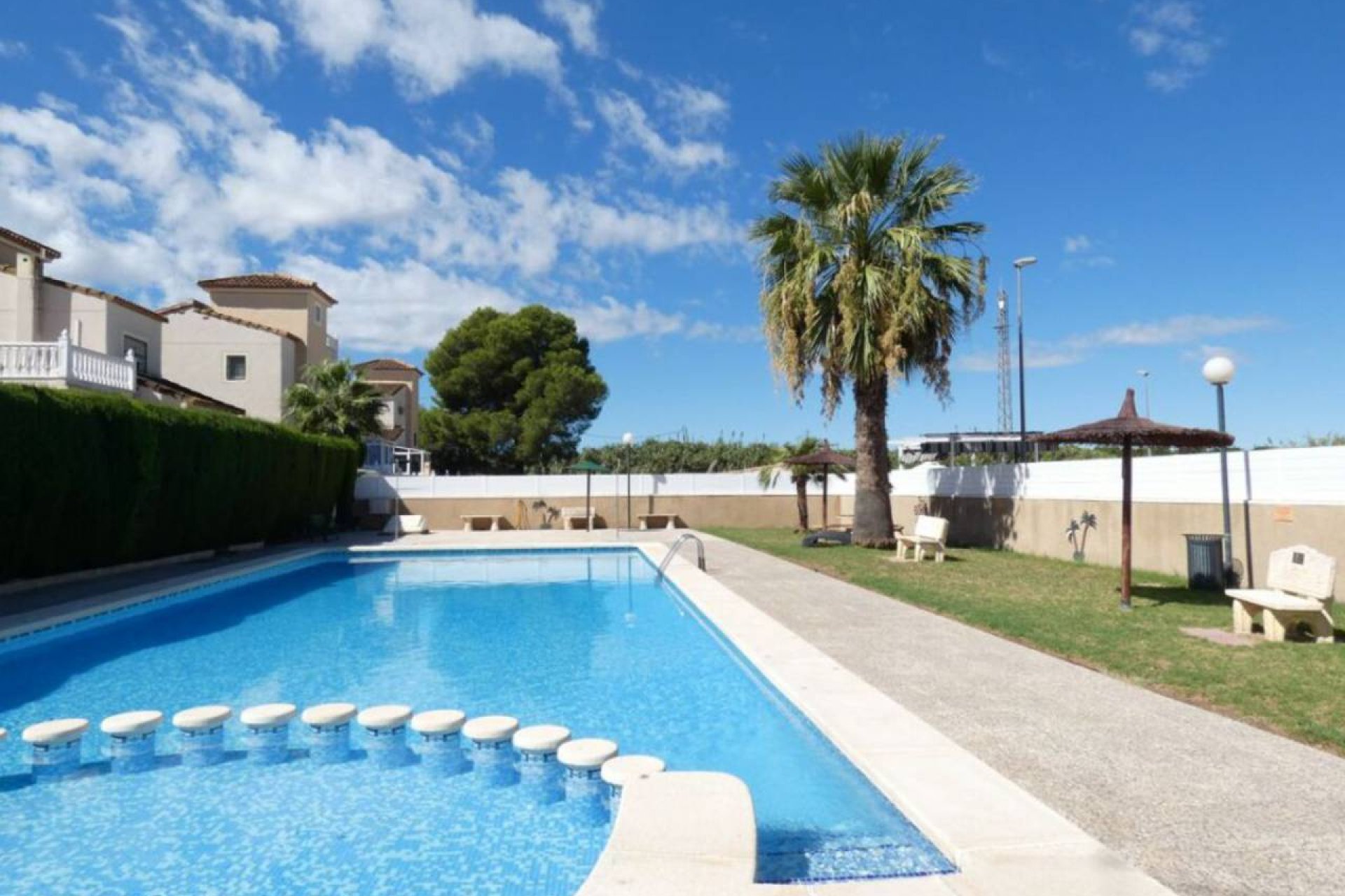 Reventa - Chalet Independiente - Algorfa