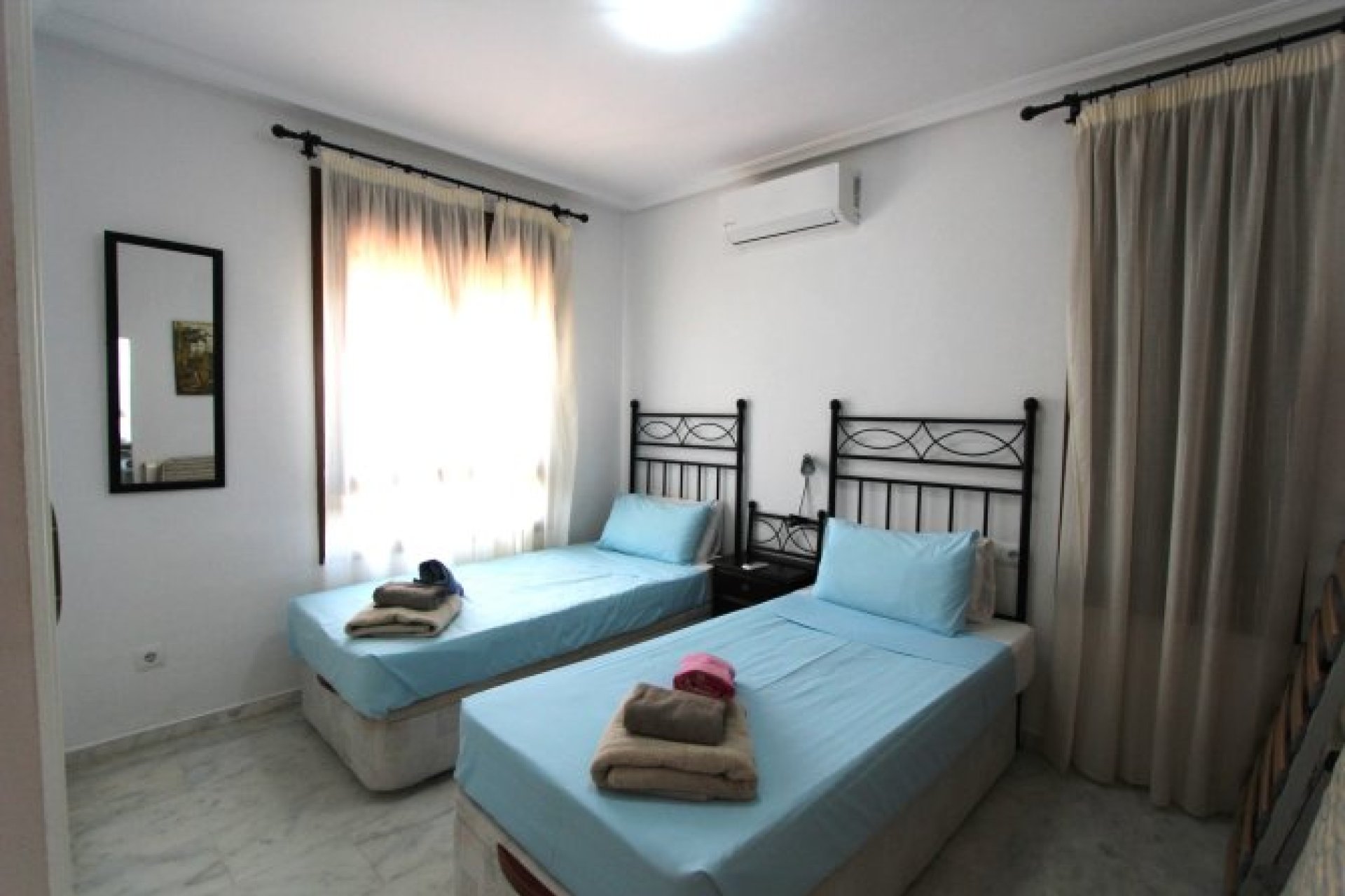 Reventa - Chalet Independiente - Algorfa