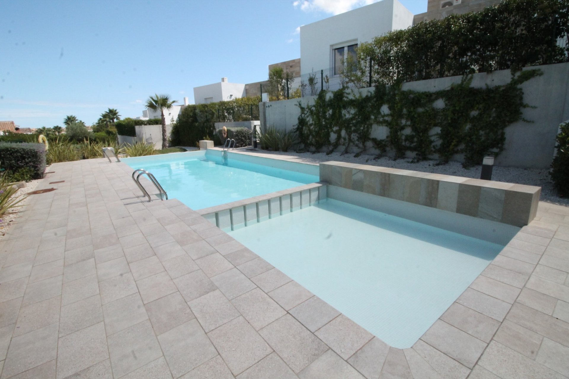 Reventa - Chalet Independiente - Algorfa