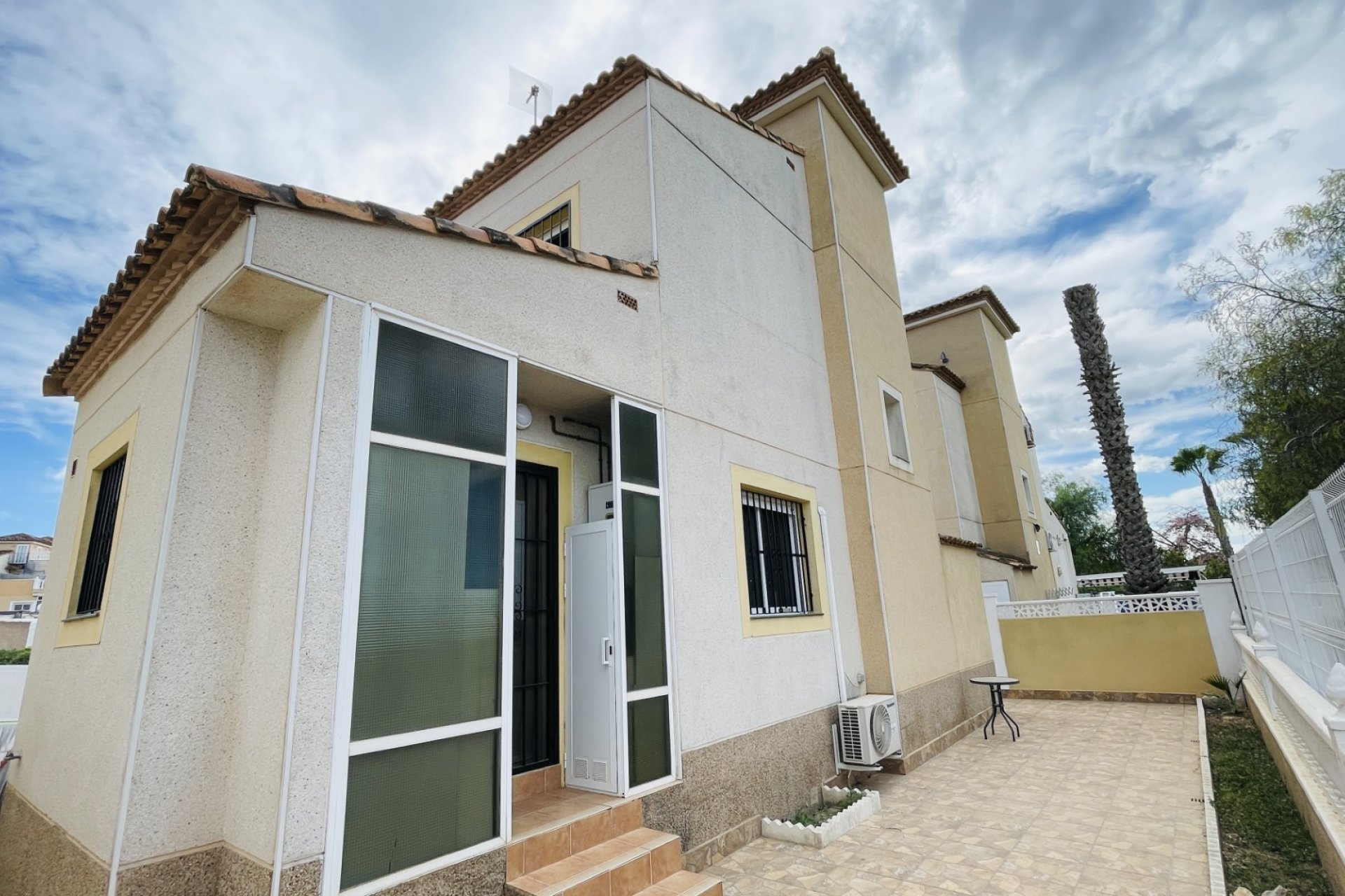 Reventa - Chalet Independiente - Algorfa