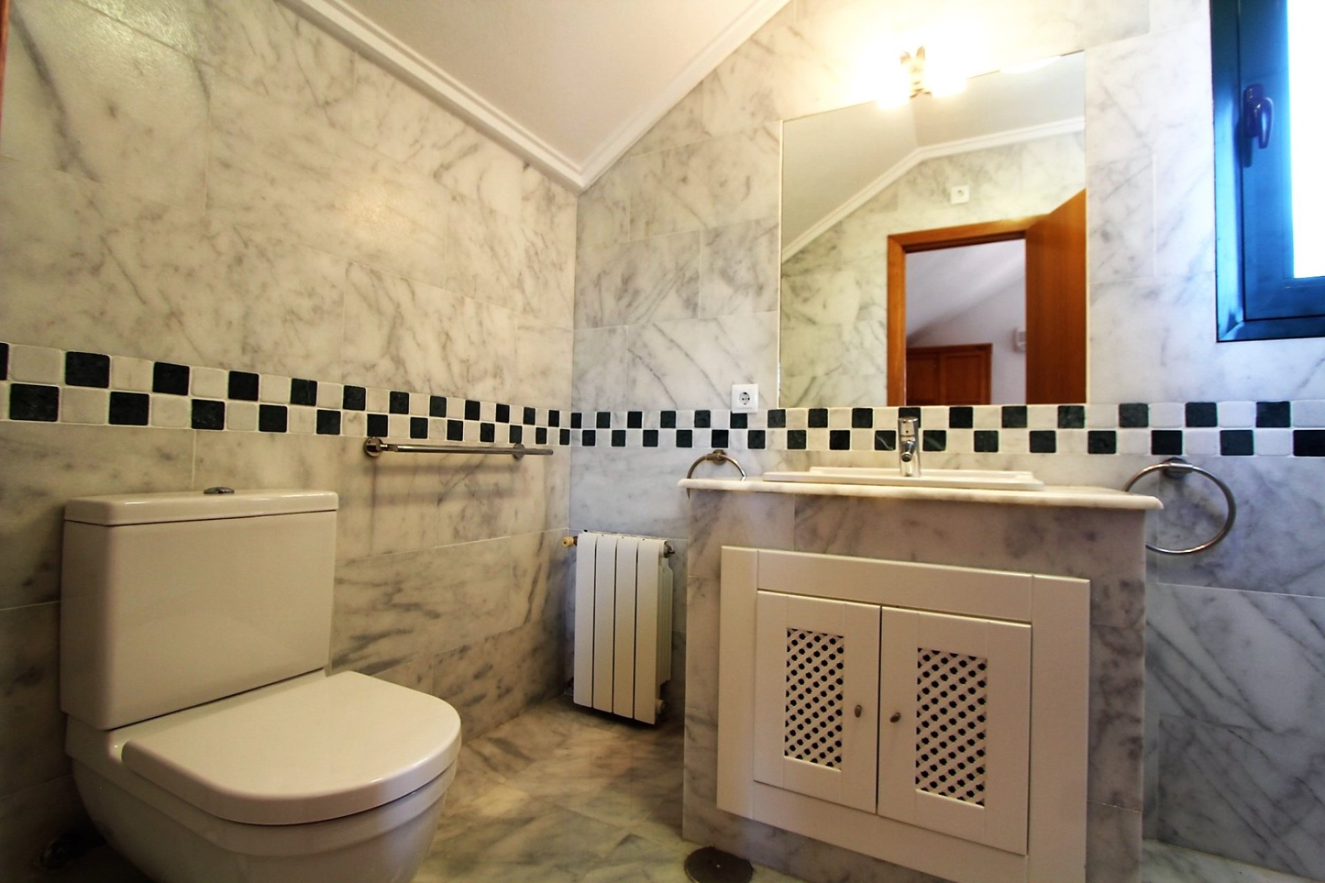 Reventa - Chalet Independiente - Algorfa