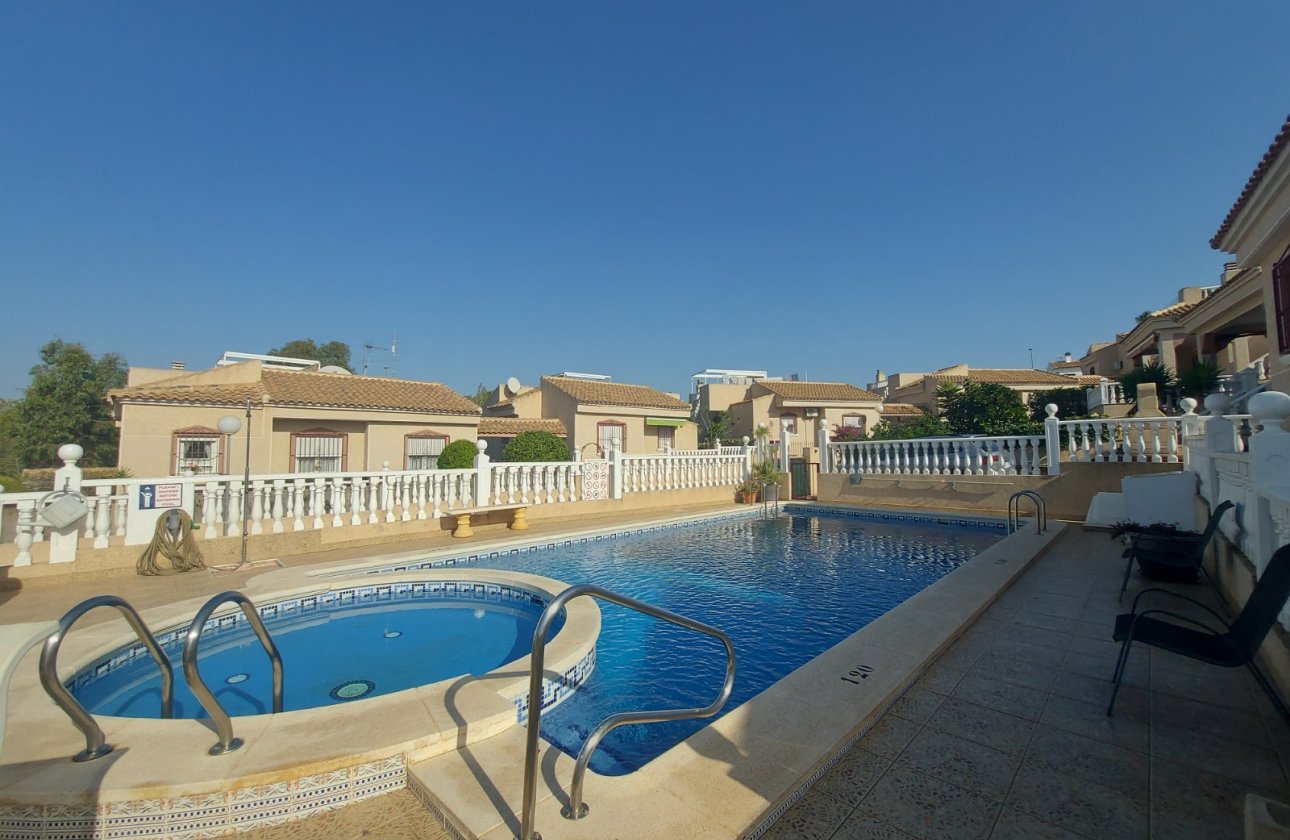 Reventa - Chalet Independiente - Algorfa