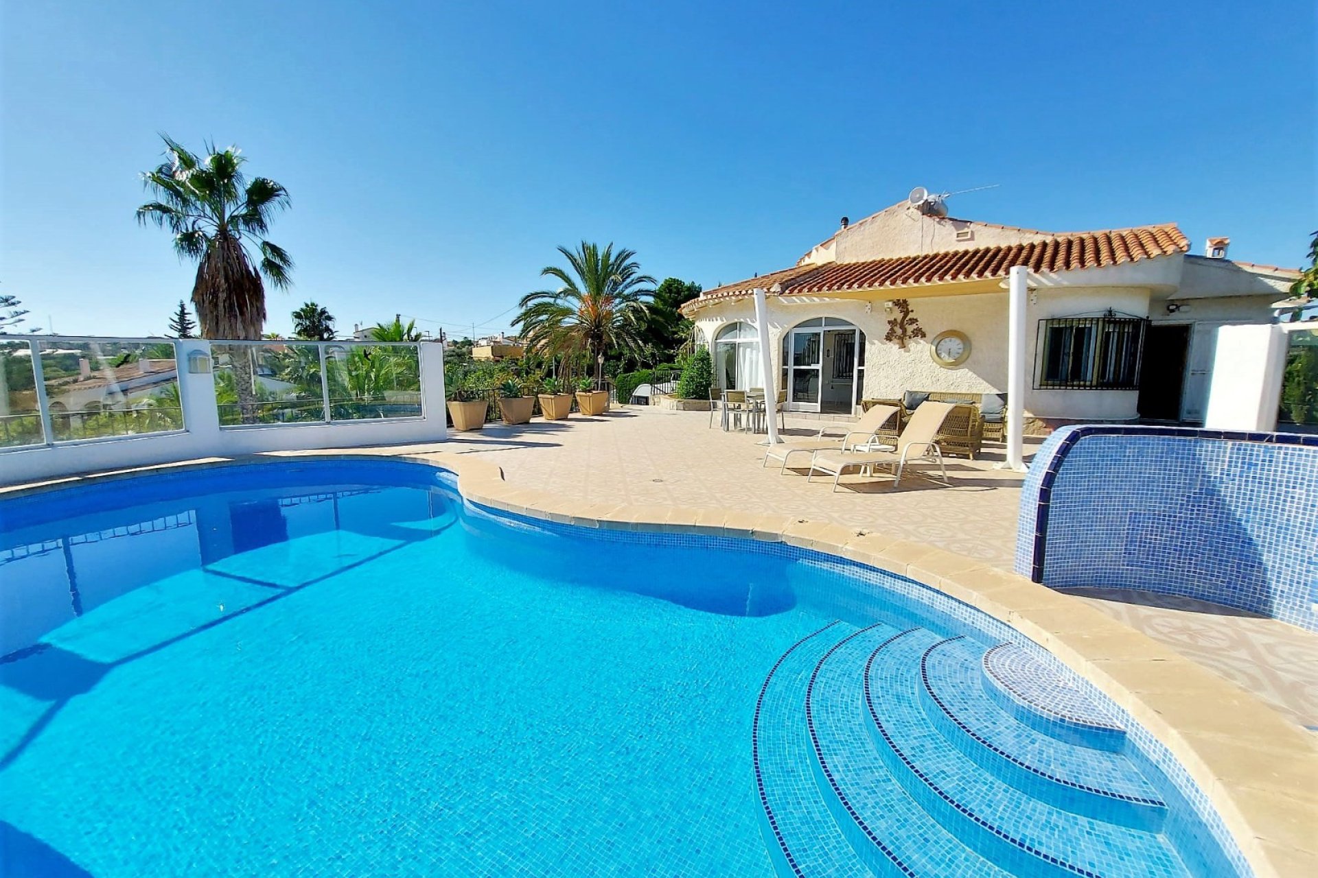 Reventa - Chalet Independiente - Algorfa