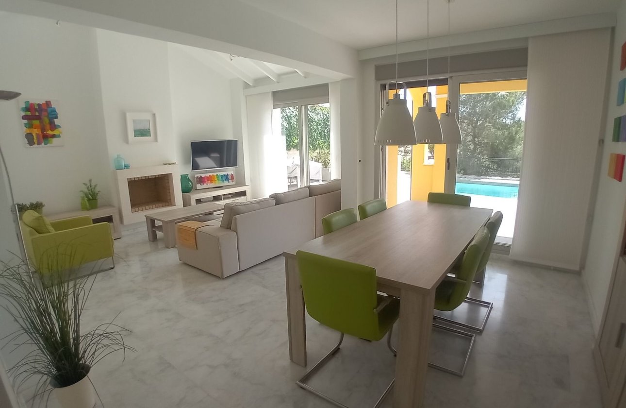 Reventa - Chalet Independiente - Algorfa