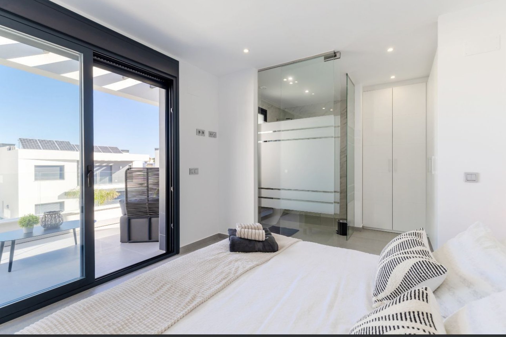 Reventa - Chalet Independiente - Algorfa