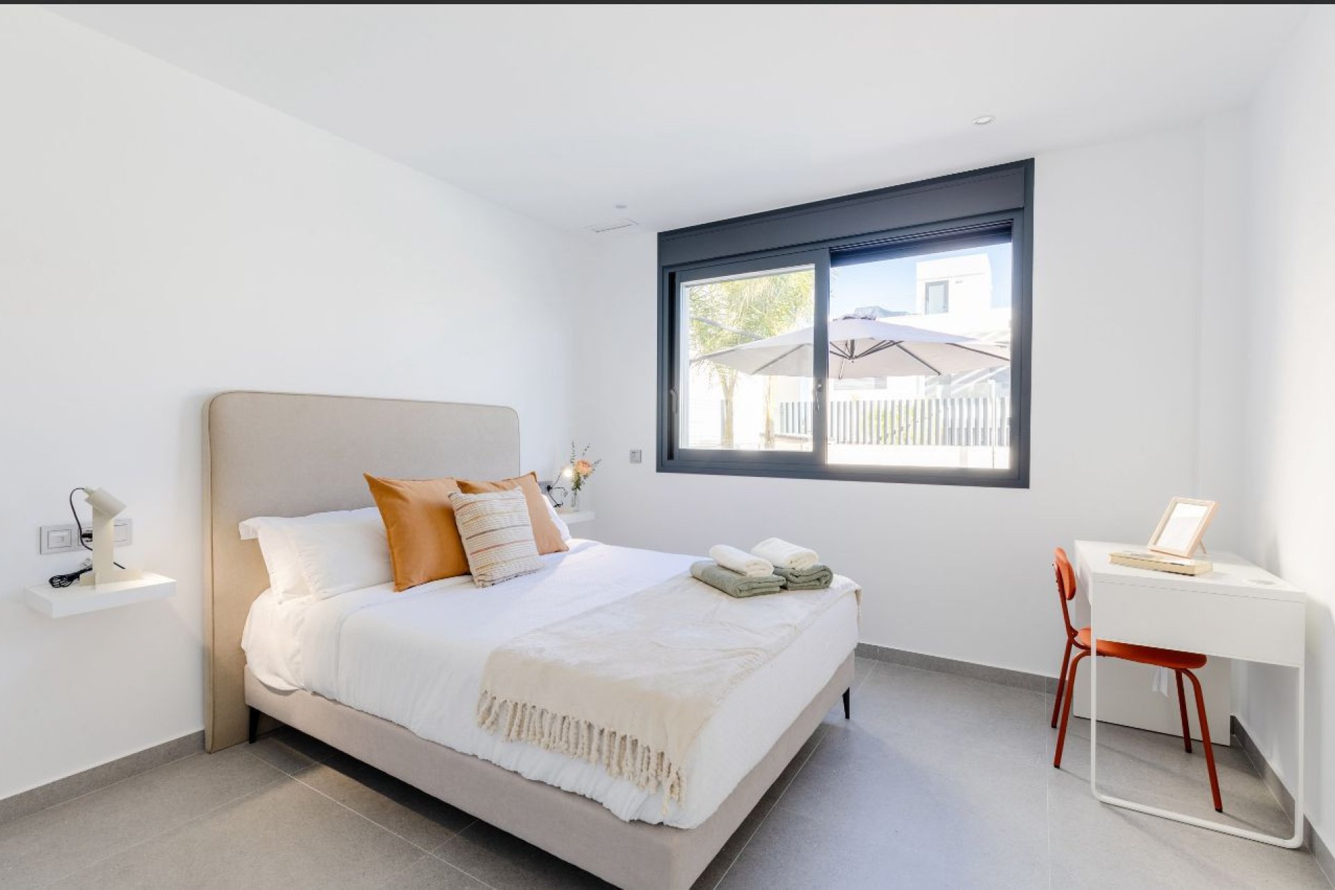 Reventa - Chalet Independiente - Algorfa