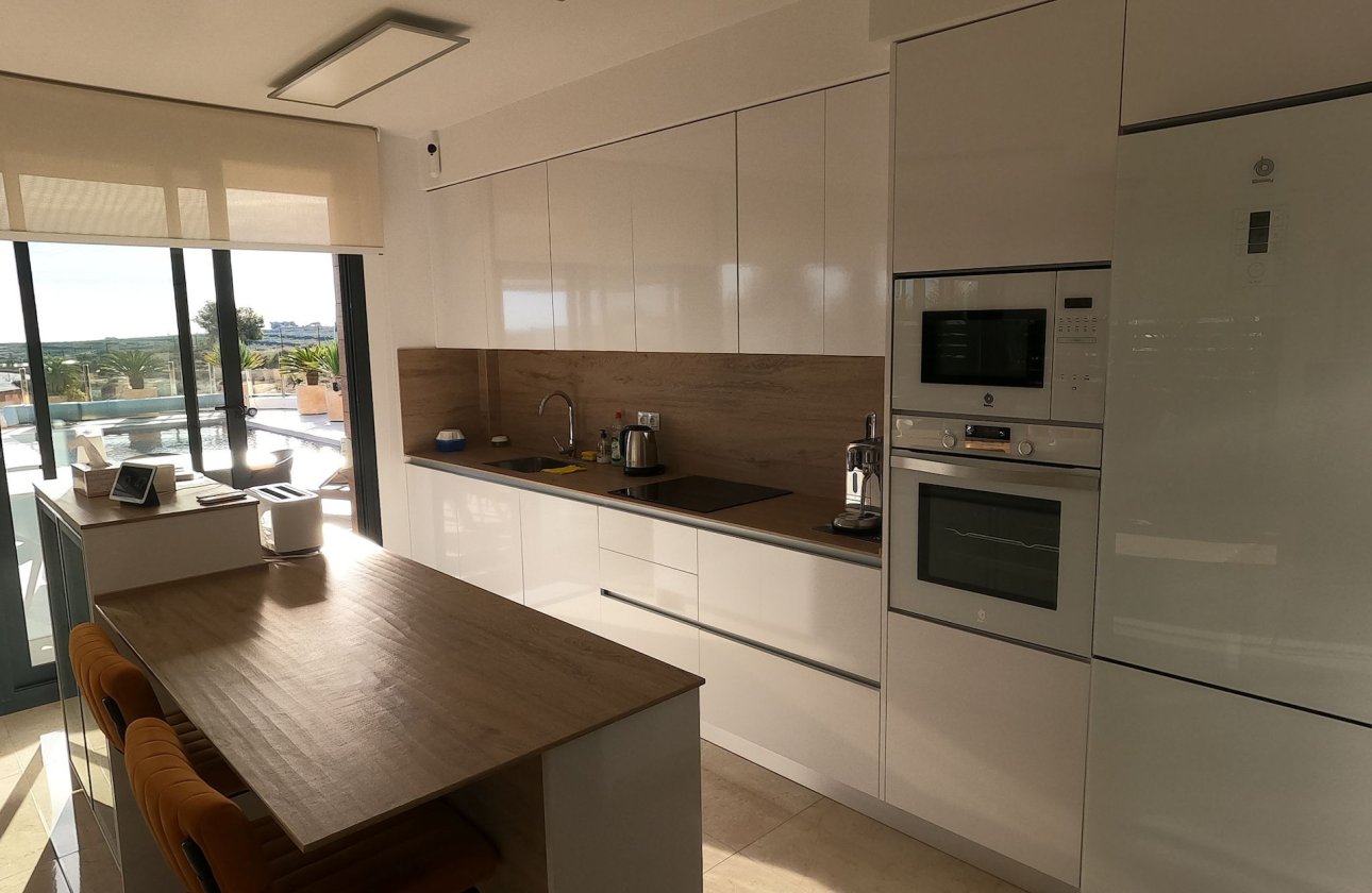 Reventa - Chalet Independiente - Algorfa