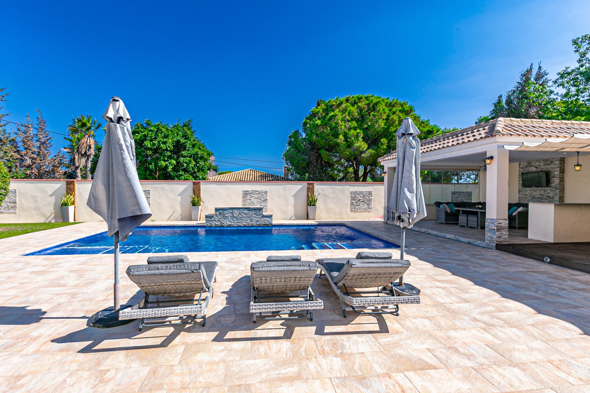 Reventa - Chalet Independiente - Campoamor - Lomas de Don Juan