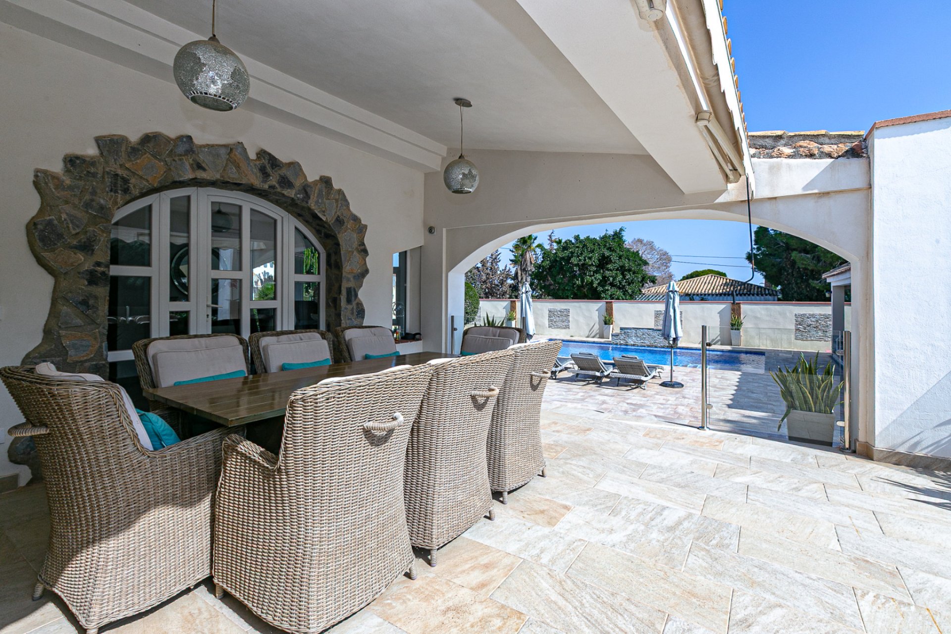 Reventa - Chalet Independiente - Campoamor - Lomas de Don Juan