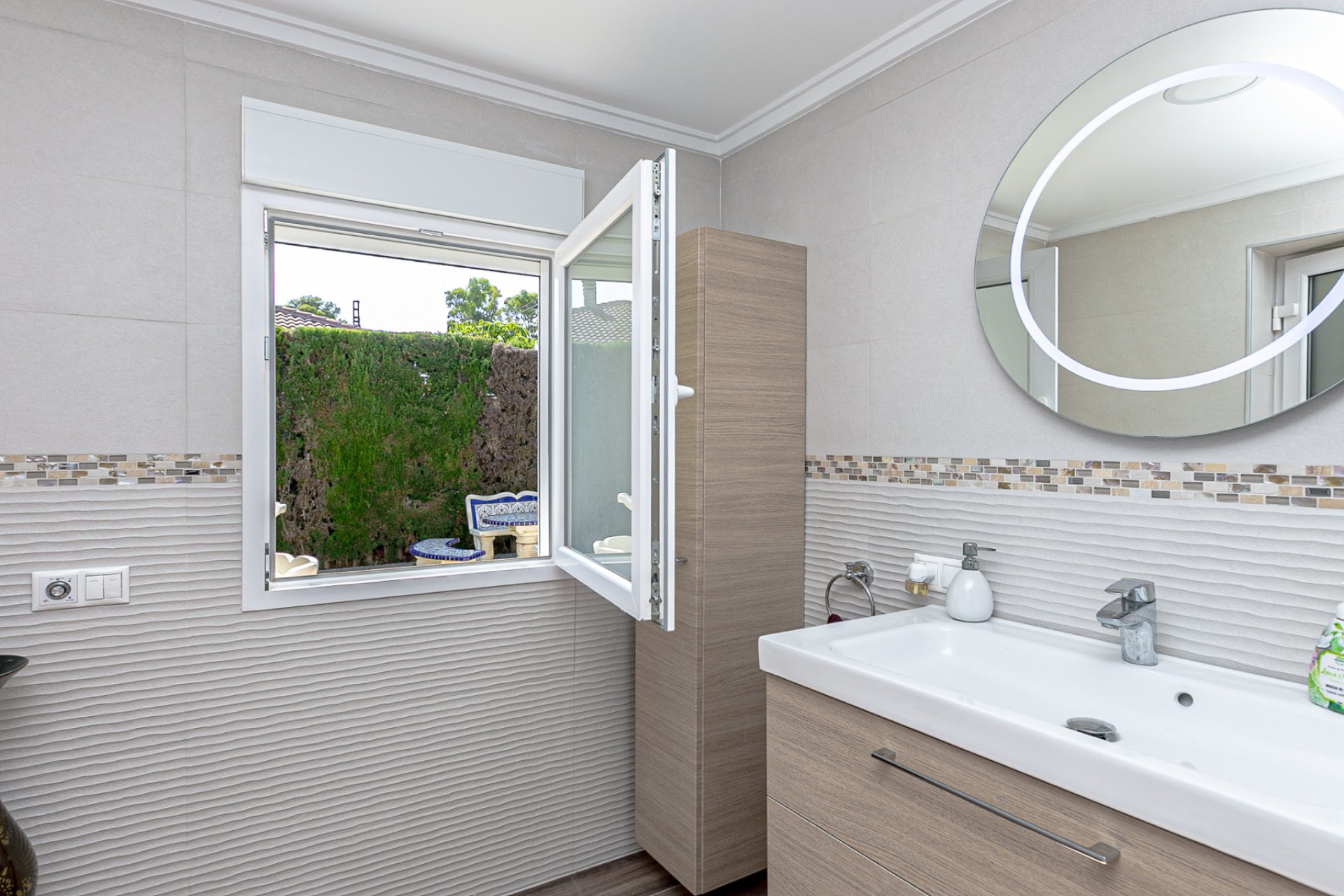 Reventa - Chalet Independiente - Campoamor - Lomas de Don Juan