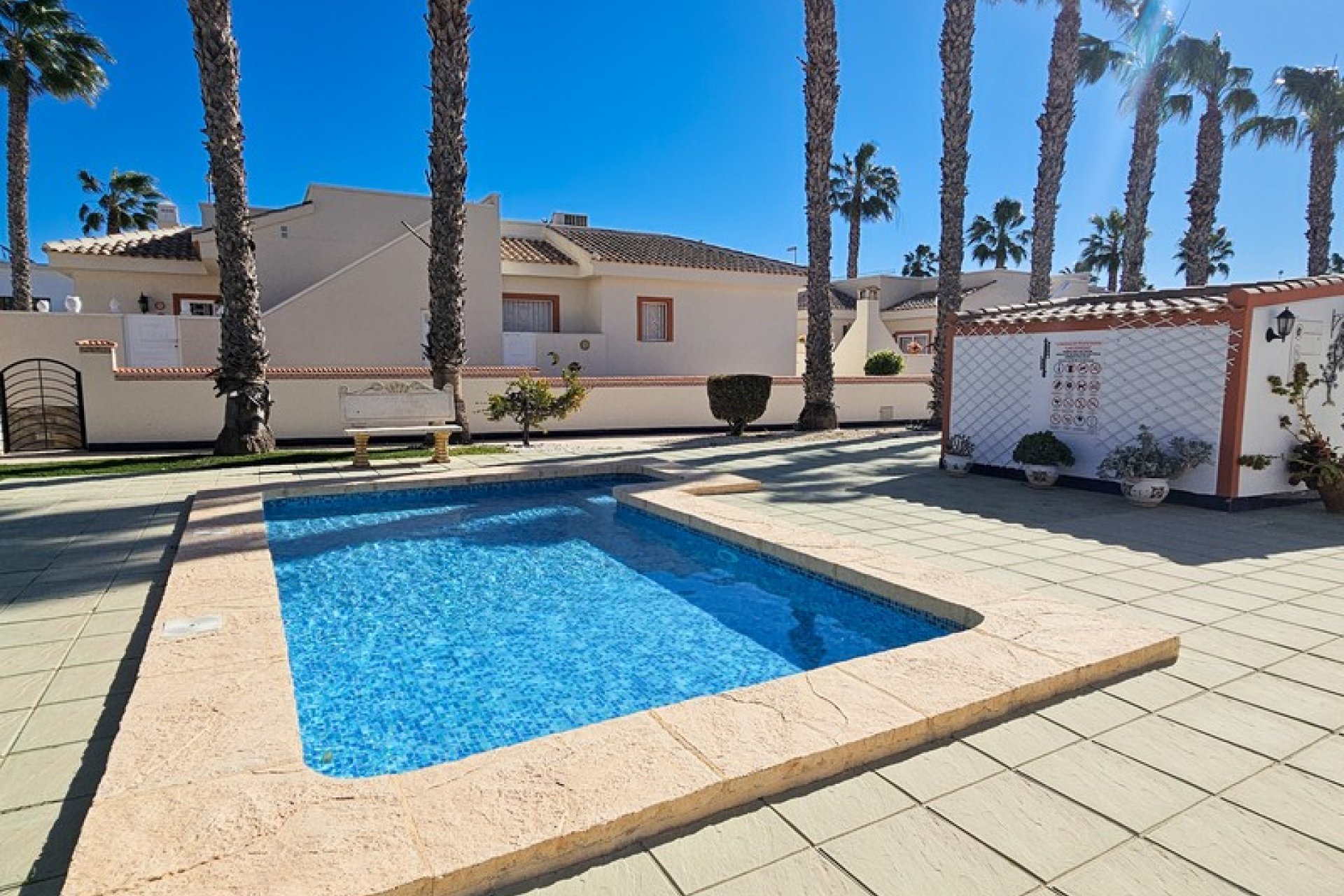 Reventa - Chalet Independiente - Ciudad Quesada