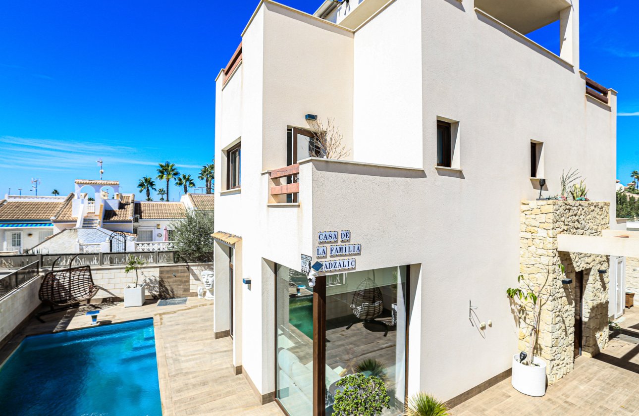 Reventa - Chalet Independiente - Ciudad Quesada