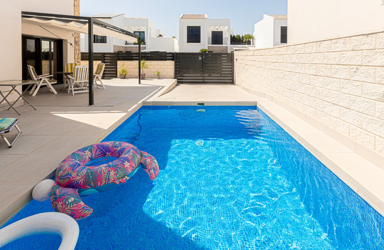 Reventa - Chalet Independiente - Ciudad Quesada