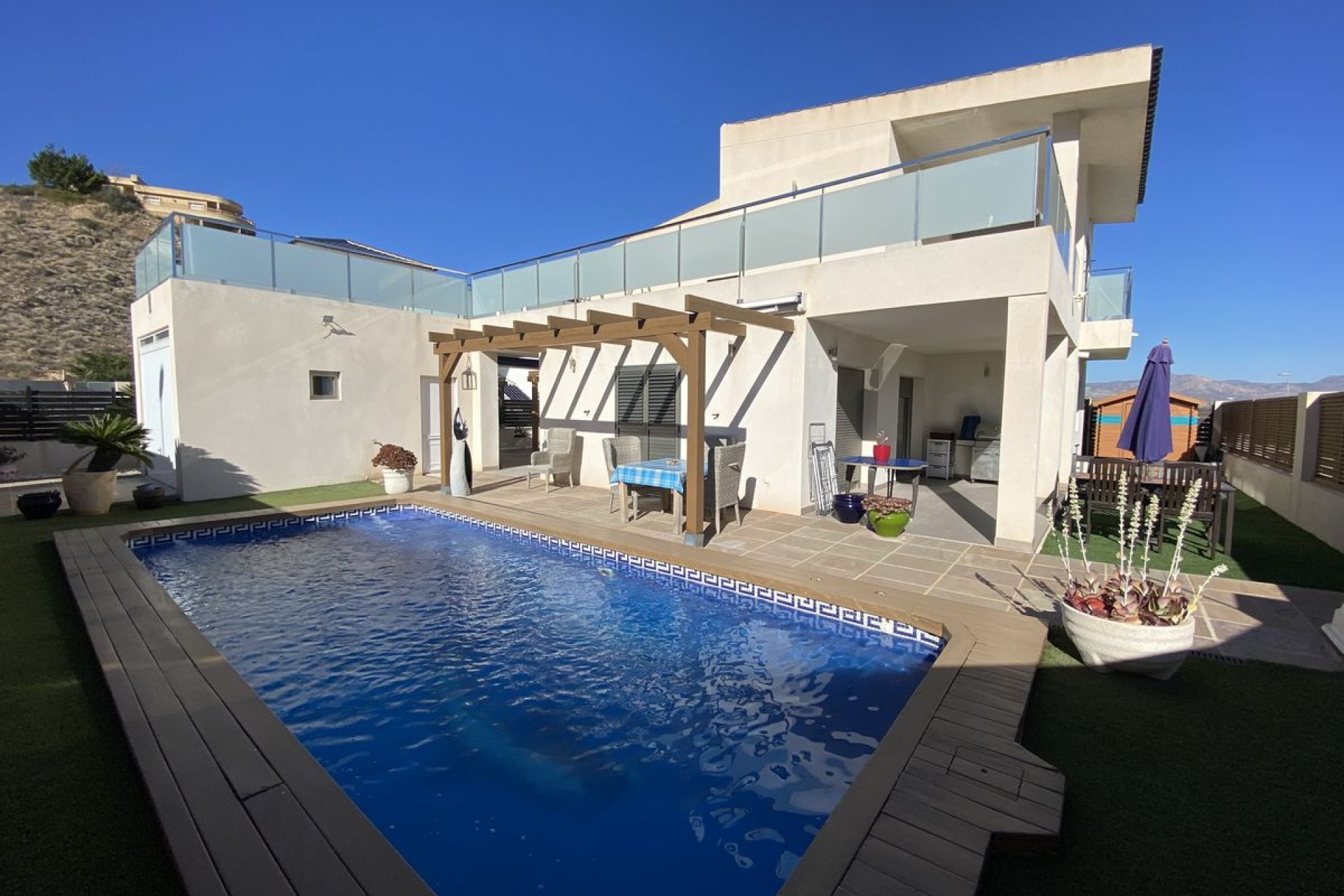 Reventa - Chalet Independiente - Cox