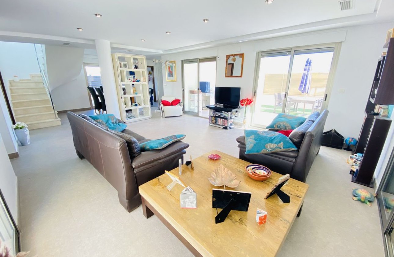 Reventa - Chalet Independiente - Cox