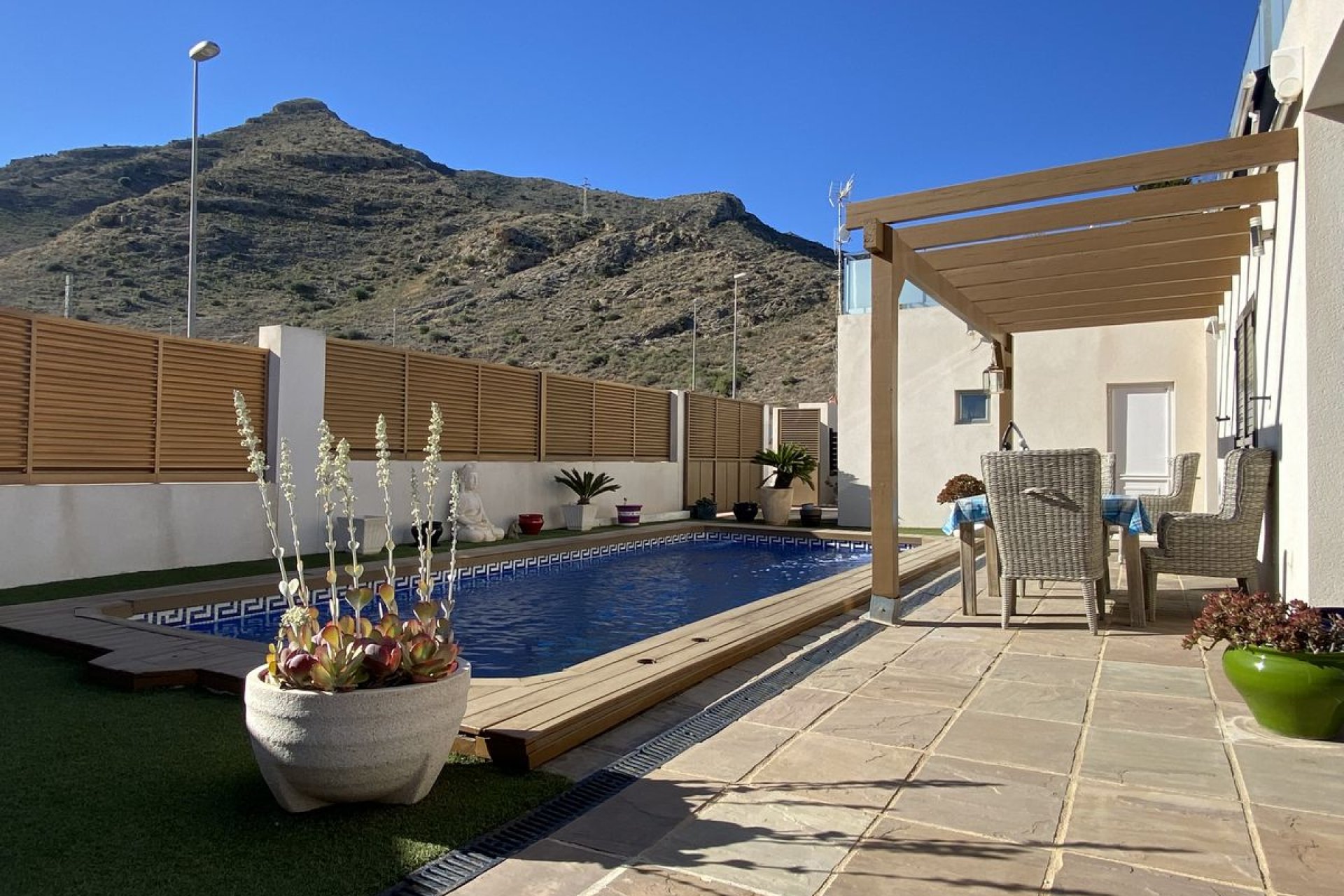 Reventa - Chalet Independiente - Cox