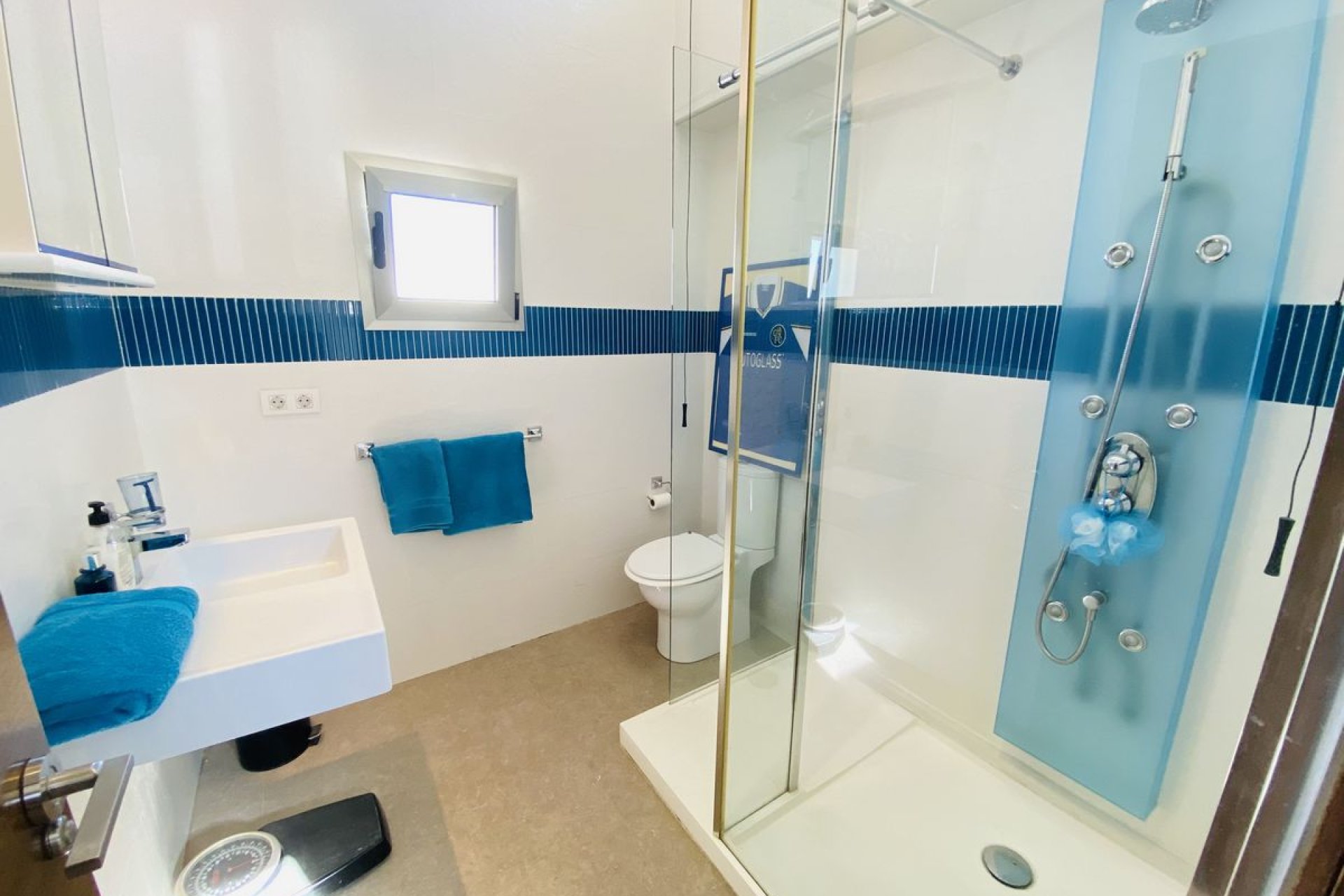 Reventa - Chalet Independiente - Cox