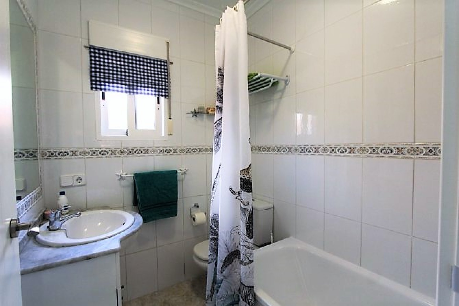 Reventa - Chalet Independiente - Guardamar del Segura - Urbanizaciones