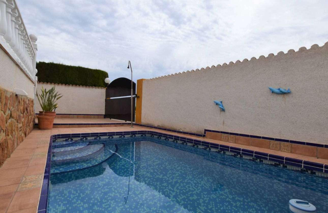 Reventa - Chalet Independiente - Guardamar del Segura - Urbanizaciones