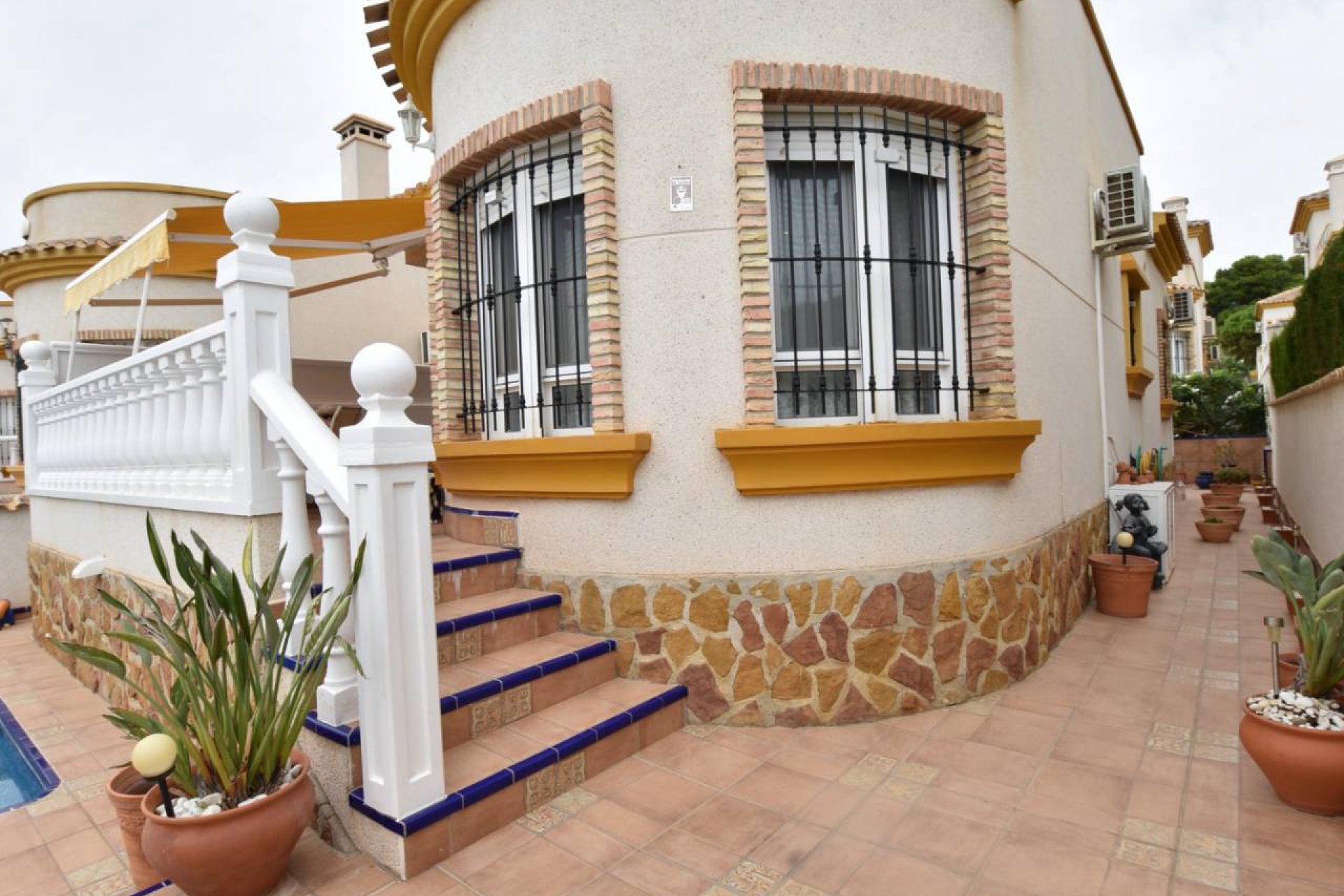 Reventa - Chalet Independiente - Guardamar del Segura - Urbanizaciones