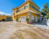 Reventa - Chalet Independiente - Jacarilla