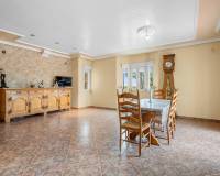 Reventa - Chalet Independiente - Jacarilla