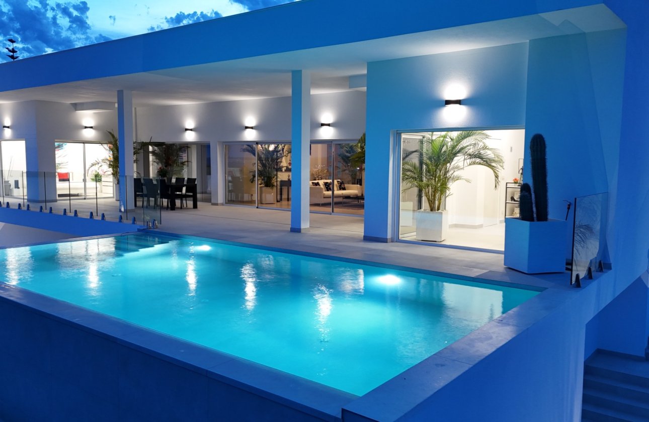 Reventa - Chalet Independiente - La Marina