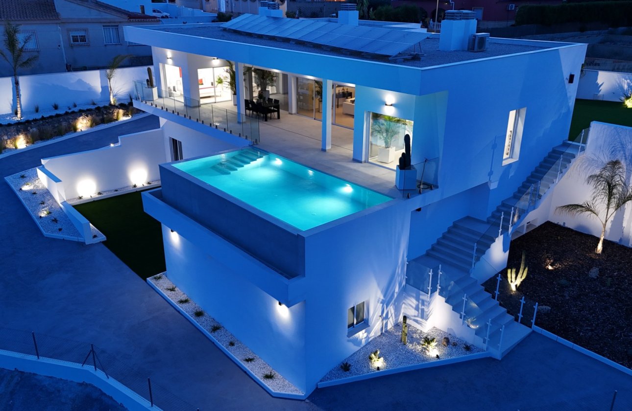 Reventa - Chalet Independiente - La Marina