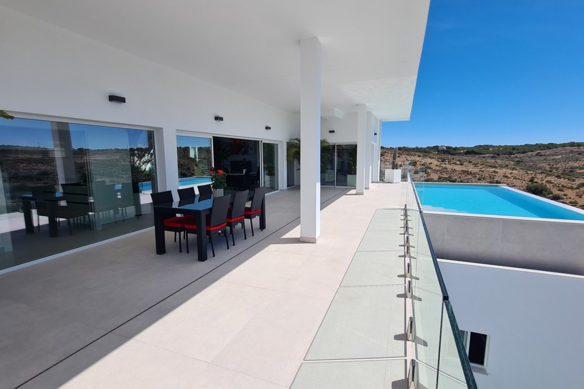 Reventa - Chalet Independiente - La Marina