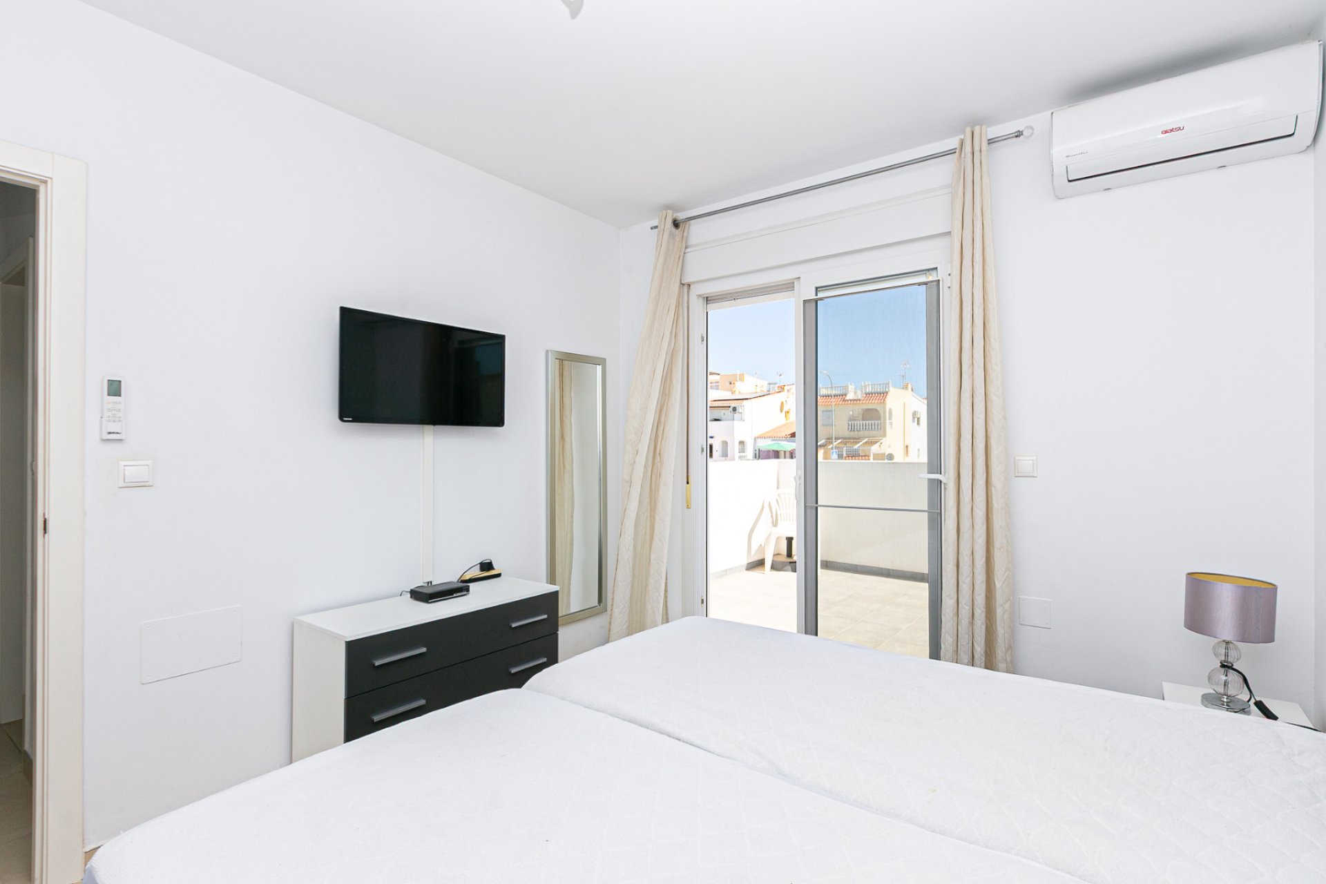 Reventa - Chalet Independiente - La Marina