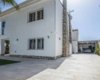 Reventa - Chalet Independiente - La Zenia