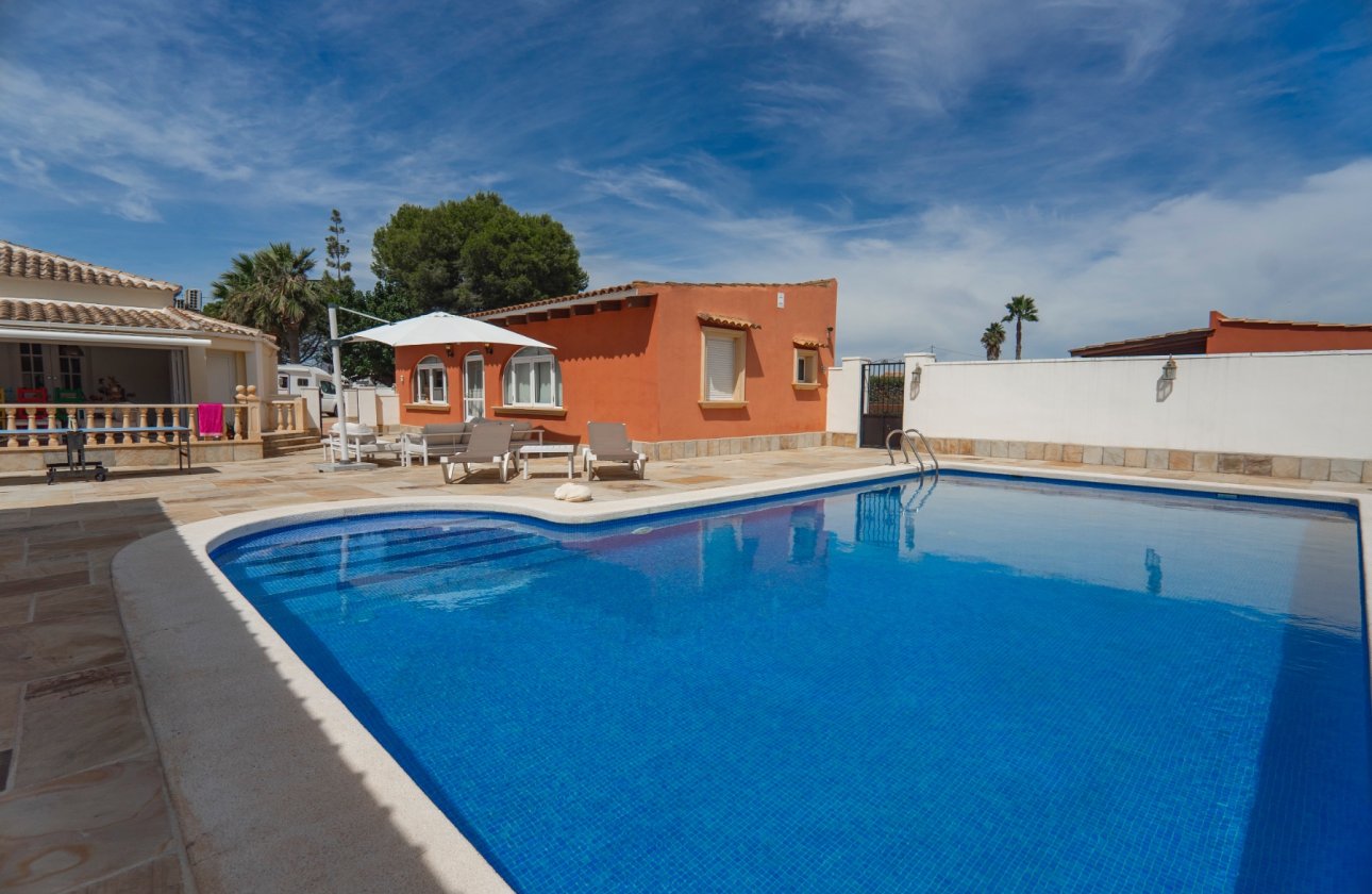 Reventa - Chalet Independiente - Las Heredades - Heredades