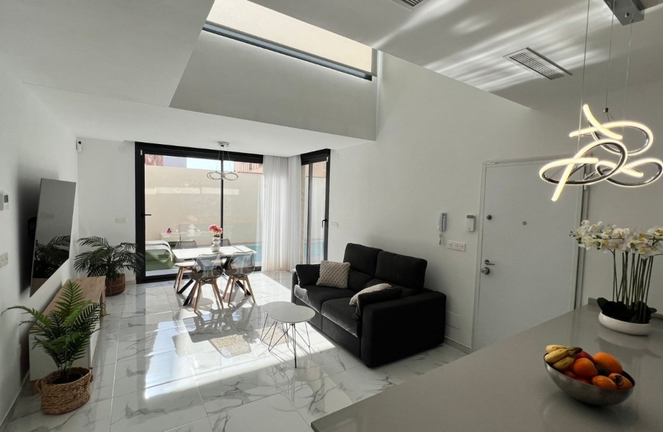 Reventa - Chalet Independiente - Los Montesinos