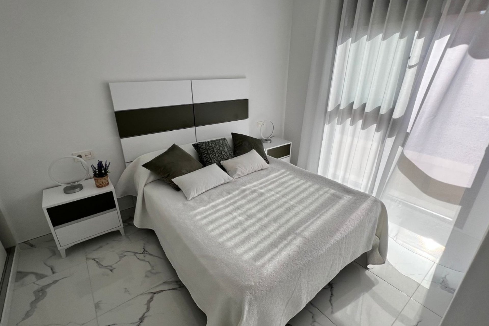 Reventa - Chalet Independiente - Los Montesinos