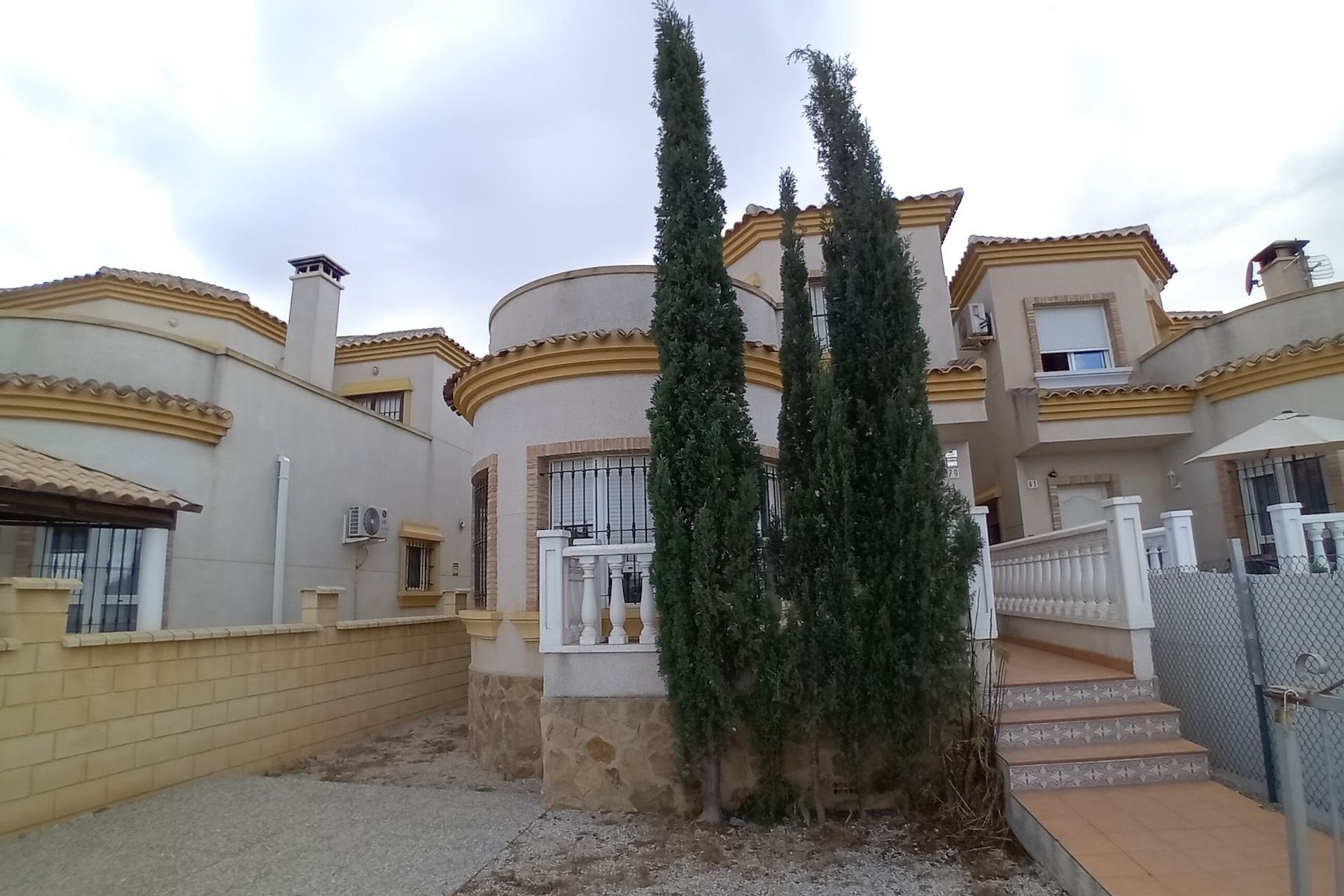 Reventa - Chalet Independiente - Los Montesinos