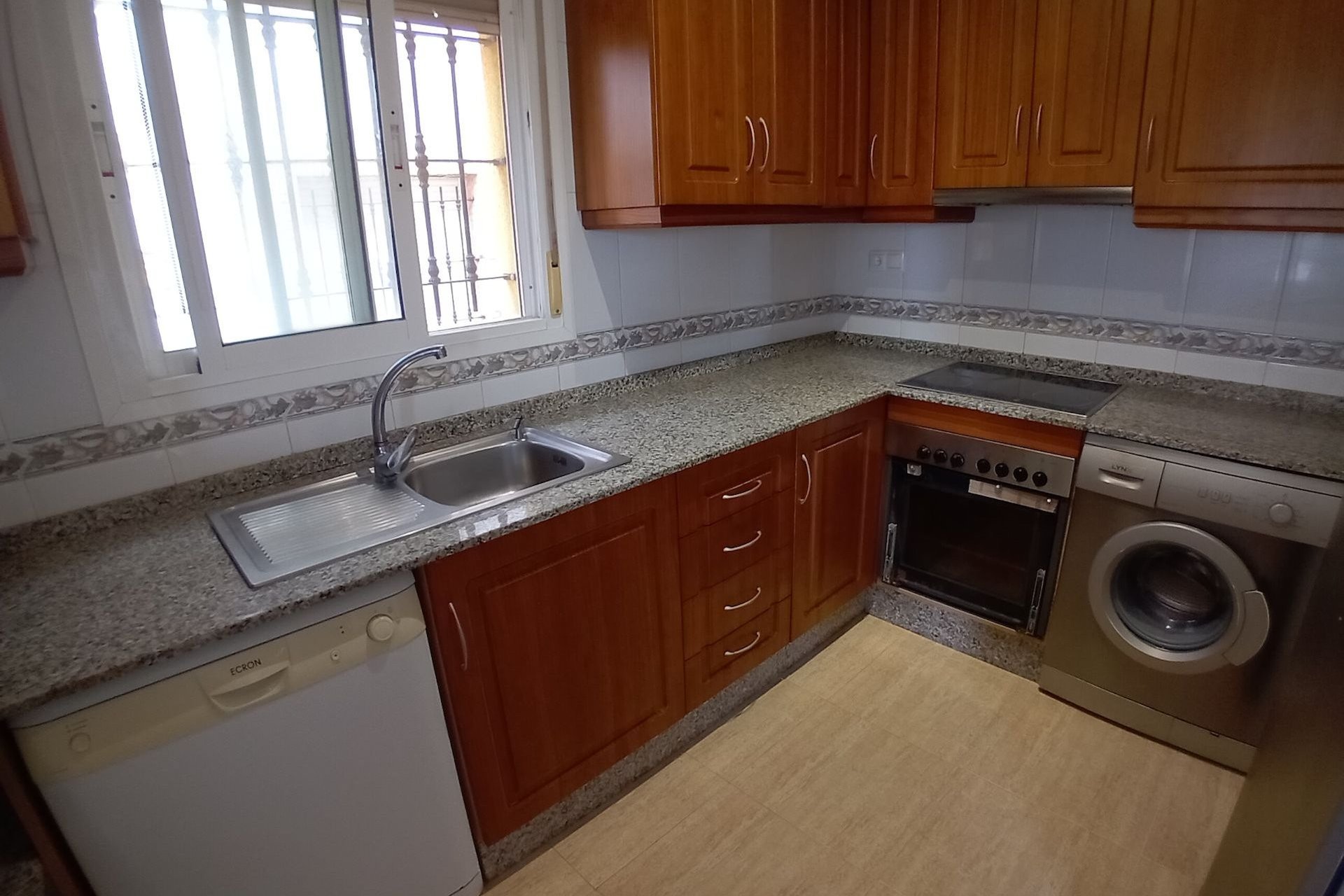 Reventa - Chalet Independiente - Los Montesinos