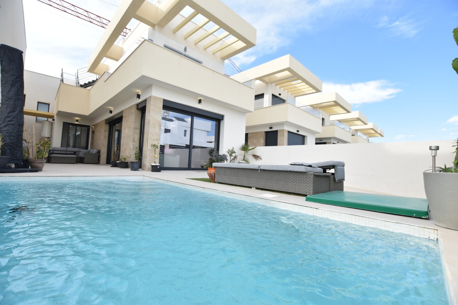 Reventa - Chalet Independiente - Los Montesinos