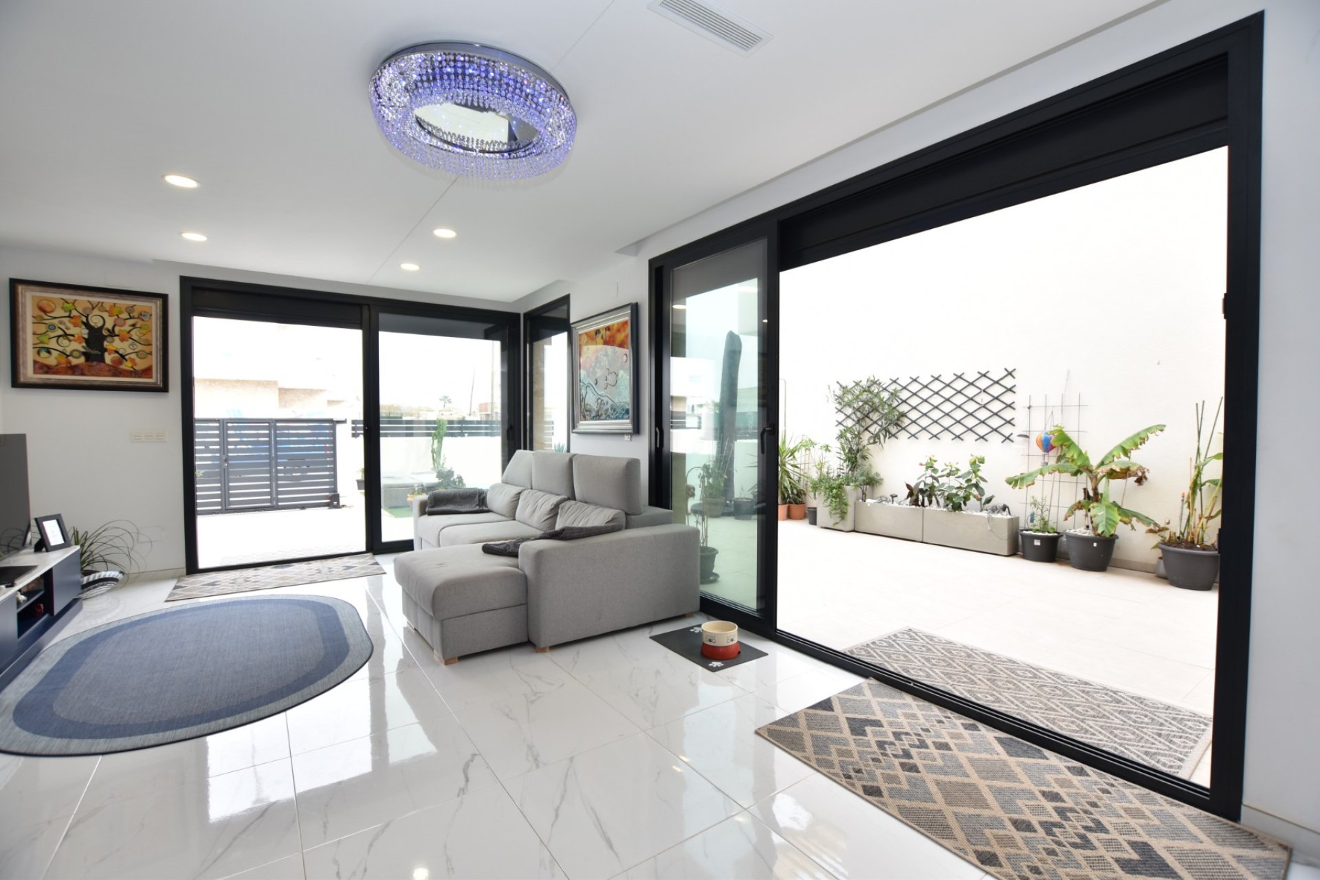 Reventa - Chalet Independiente - Los Montesinos