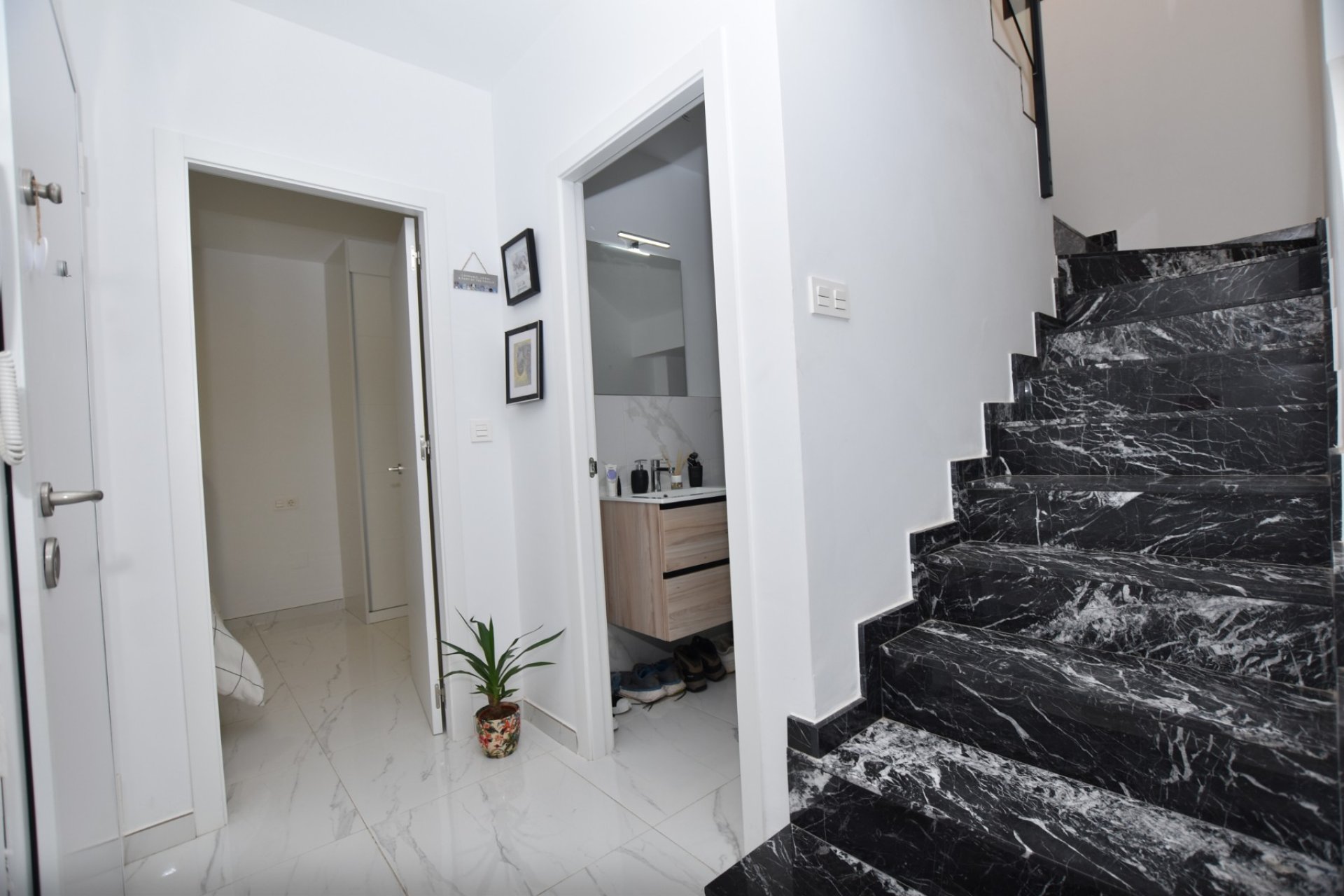 Reventa - Chalet Independiente - Los Montesinos