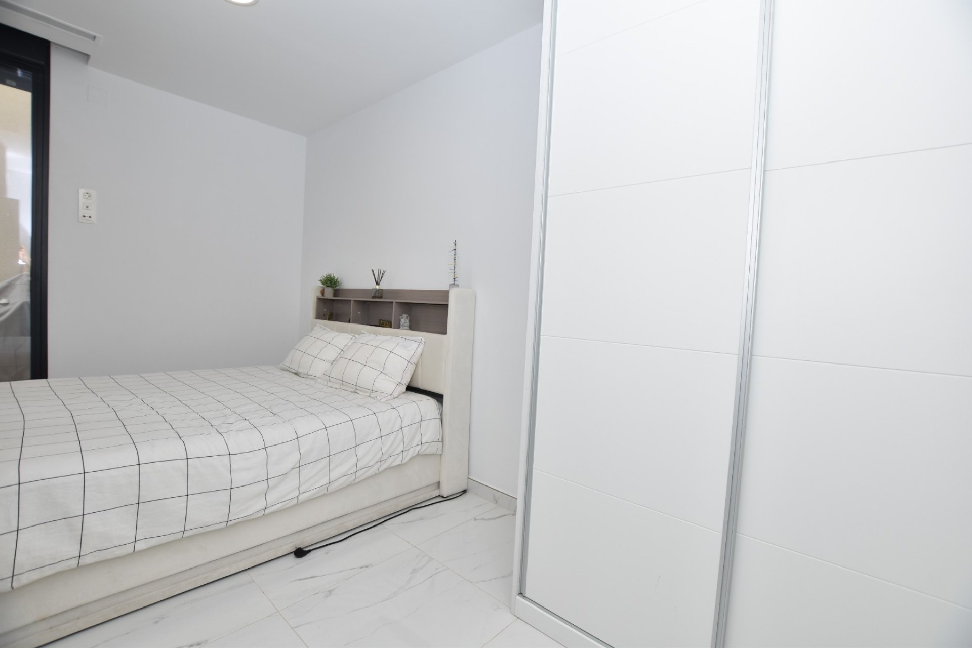 Reventa - Chalet Independiente - Los Montesinos