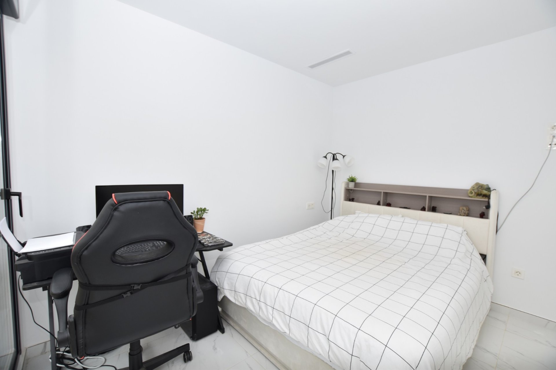 Reventa - Chalet Independiente - Los Montesinos