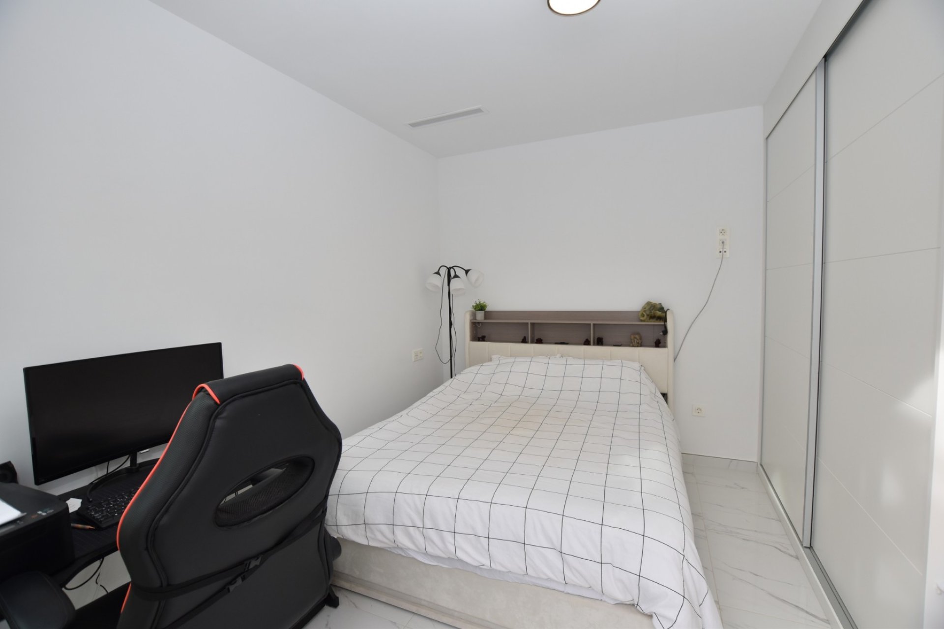 Reventa - Chalet Independiente - Los Montesinos